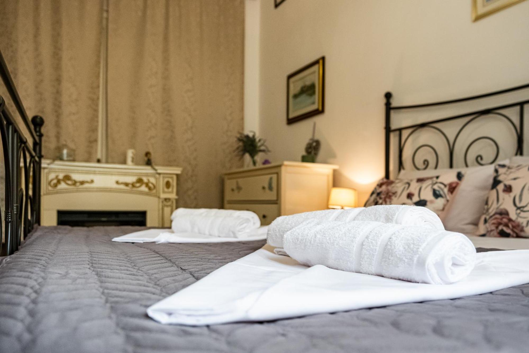 Aristocratic 2Bdrm Central Apartment Varna Extérieur photo