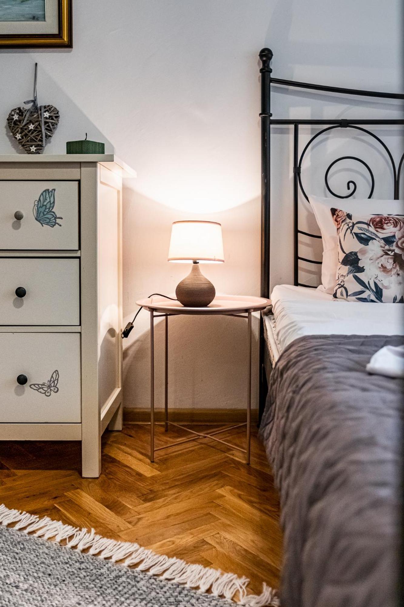 Aristocratic 2Bdrm Central Apartment Varna Extérieur photo